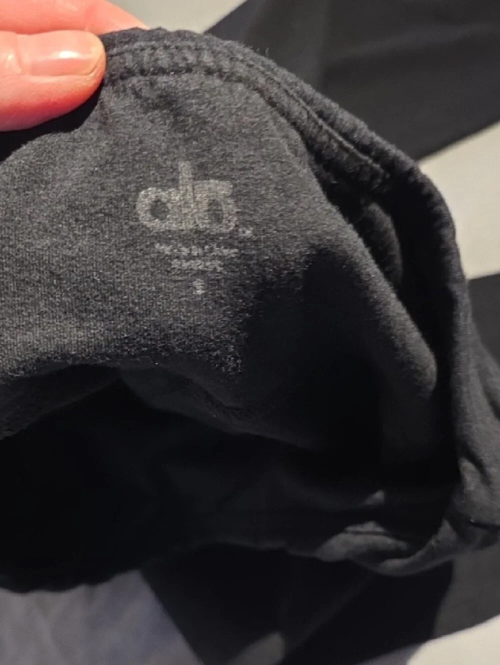 ALO Yoga comfortable mid